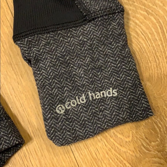 Lululemon 1/2 Zip Jacket - Picture 7 of 13